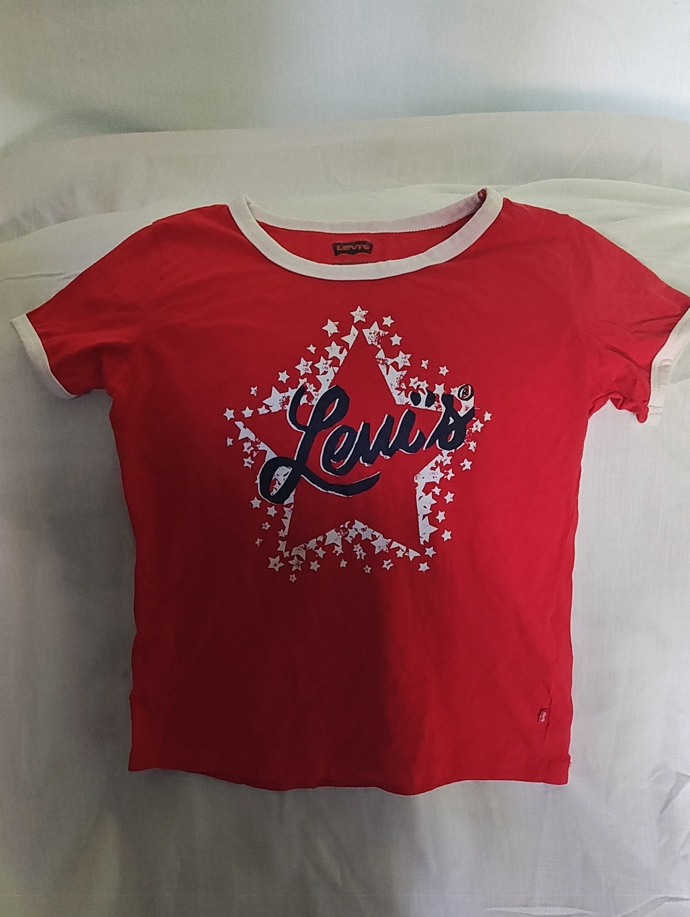 Levi's Red Short-Sleeve Star Graphic Tee with White Trim